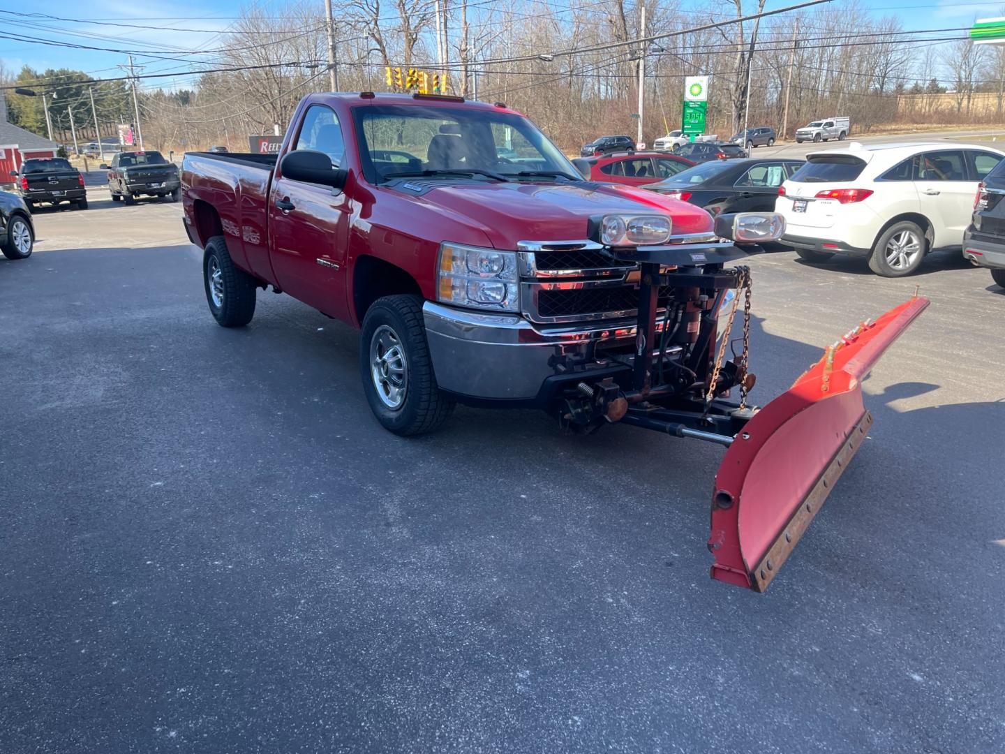 2011 Red /Black Chevrolet Silverado 2500HD Work Truck Long Box 4WD (1GC0KVCG8BF) with an 6.0L V8 OHV 16V FFV engine, 6-Speed Automatic transmission, located at 547 E. Main St., Orwell, OH, 44076, (440) 437-5893, 41.535435, -80.847855 - Photo#3